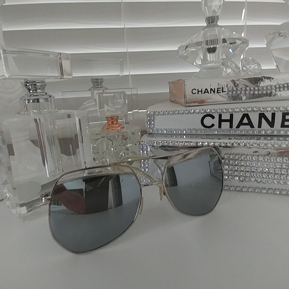 Stylish Silver Tone Women Sunglasses